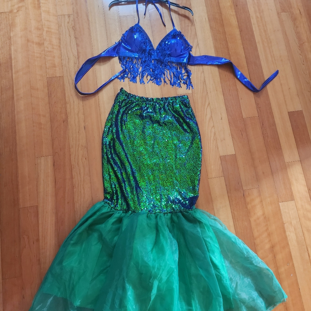 ADULT Ariel